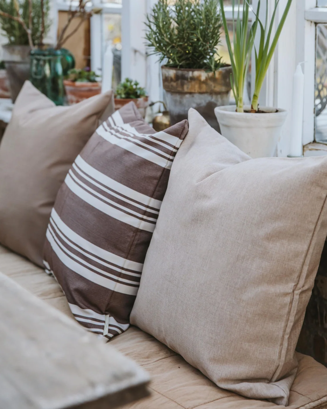 5 wskazówek, jak zaaranżować taras lub balkon